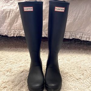 Black Hunter Boots
